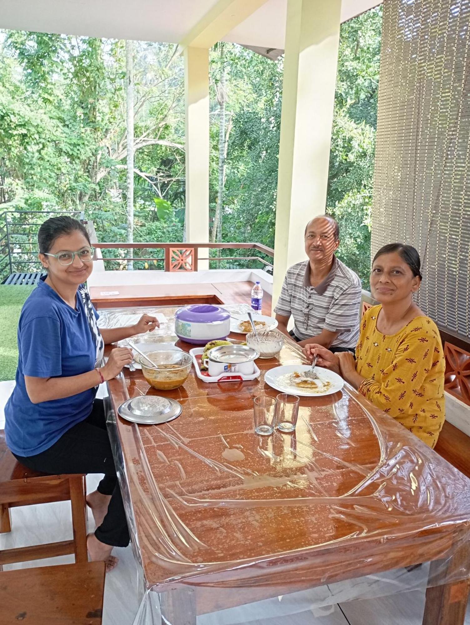 Munroe Vision Panakkattu Homestay Mundrothuruth Exteriör bild